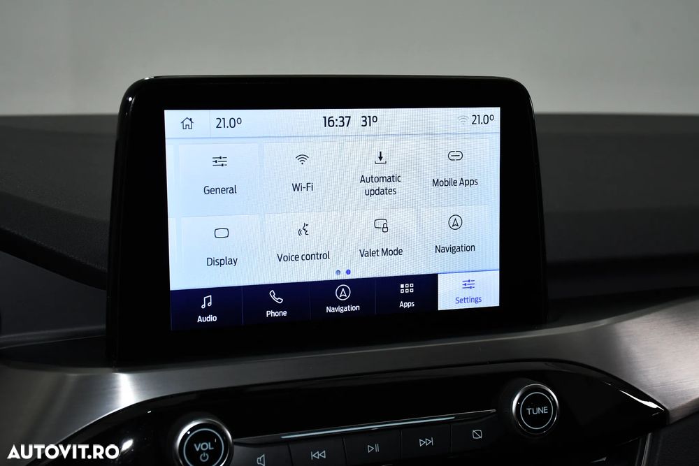 Ford Kuga 2.5 Duratec FHEV TITANIUM - 38