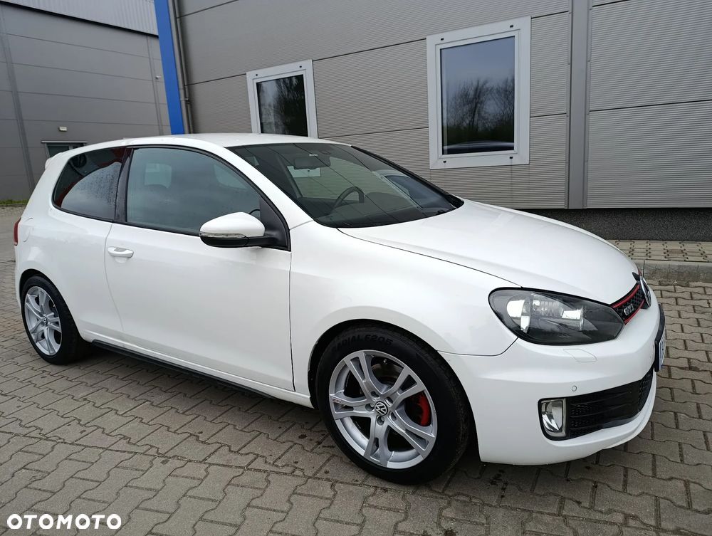 Volkswagen Golf 2.0 GTI - 24