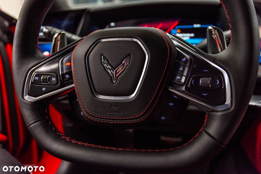 Chevrolet Corvette - 25