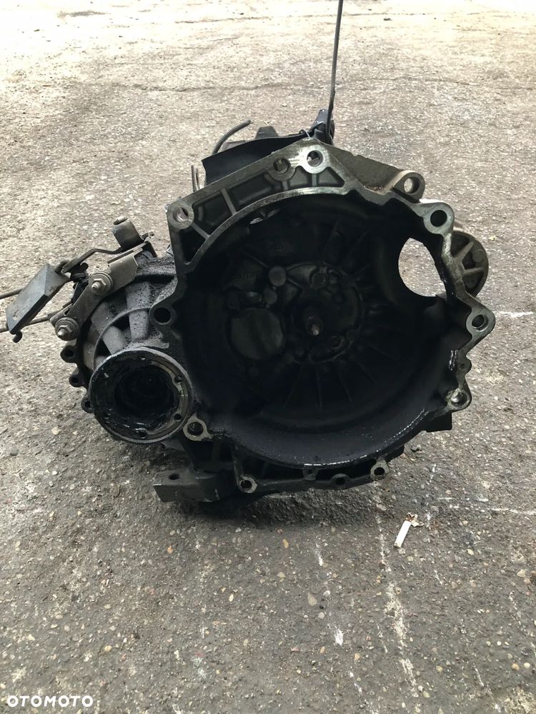 skrzynia biegów volkswagen golf iv 1.9 sdi DUS