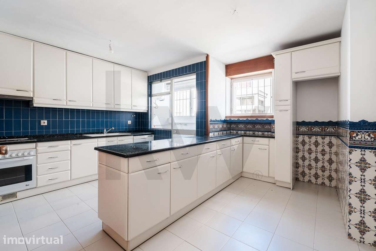 Apartamento T4 duplex com garagem no centro de Ovar, junto ao Largo Ga - Grande imagem: 5/36