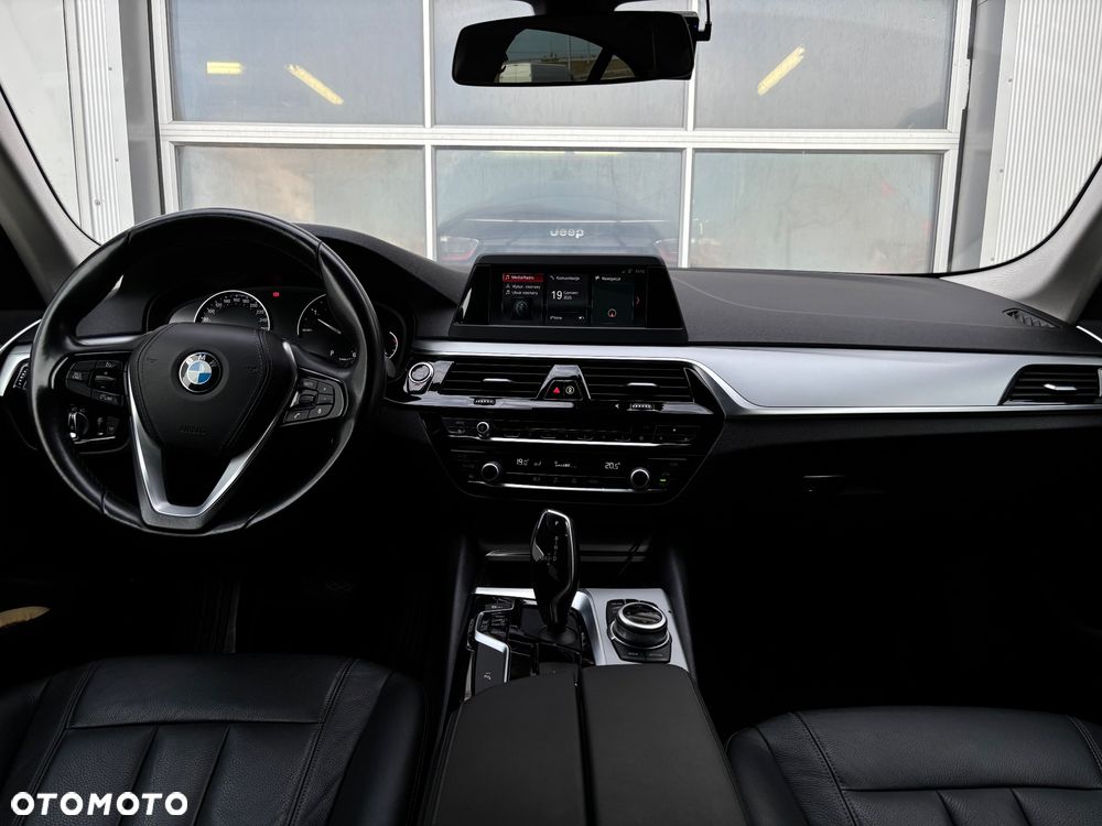 BMW Seria 5 520d - 15