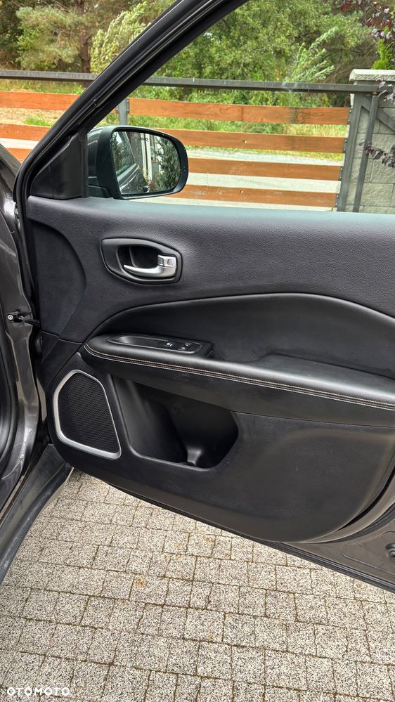 Jeep Compass 1.4 MultiAir Longitude - 8