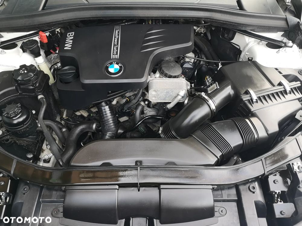 BMW X1 xDrive20i Sport Line - 35