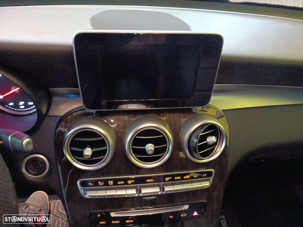 Mercedes-Benz GLC 220 d Coupe 4Matic 9G-TRONIC - 9