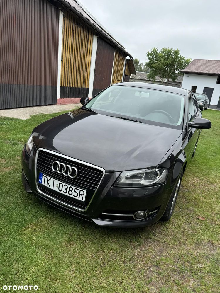 Audi A3 Sportback 1.6 TDI DPF Ambiente - 1
