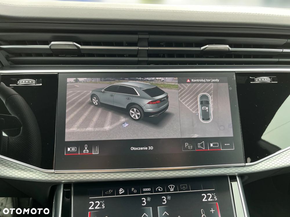 Audi Q8 - 35