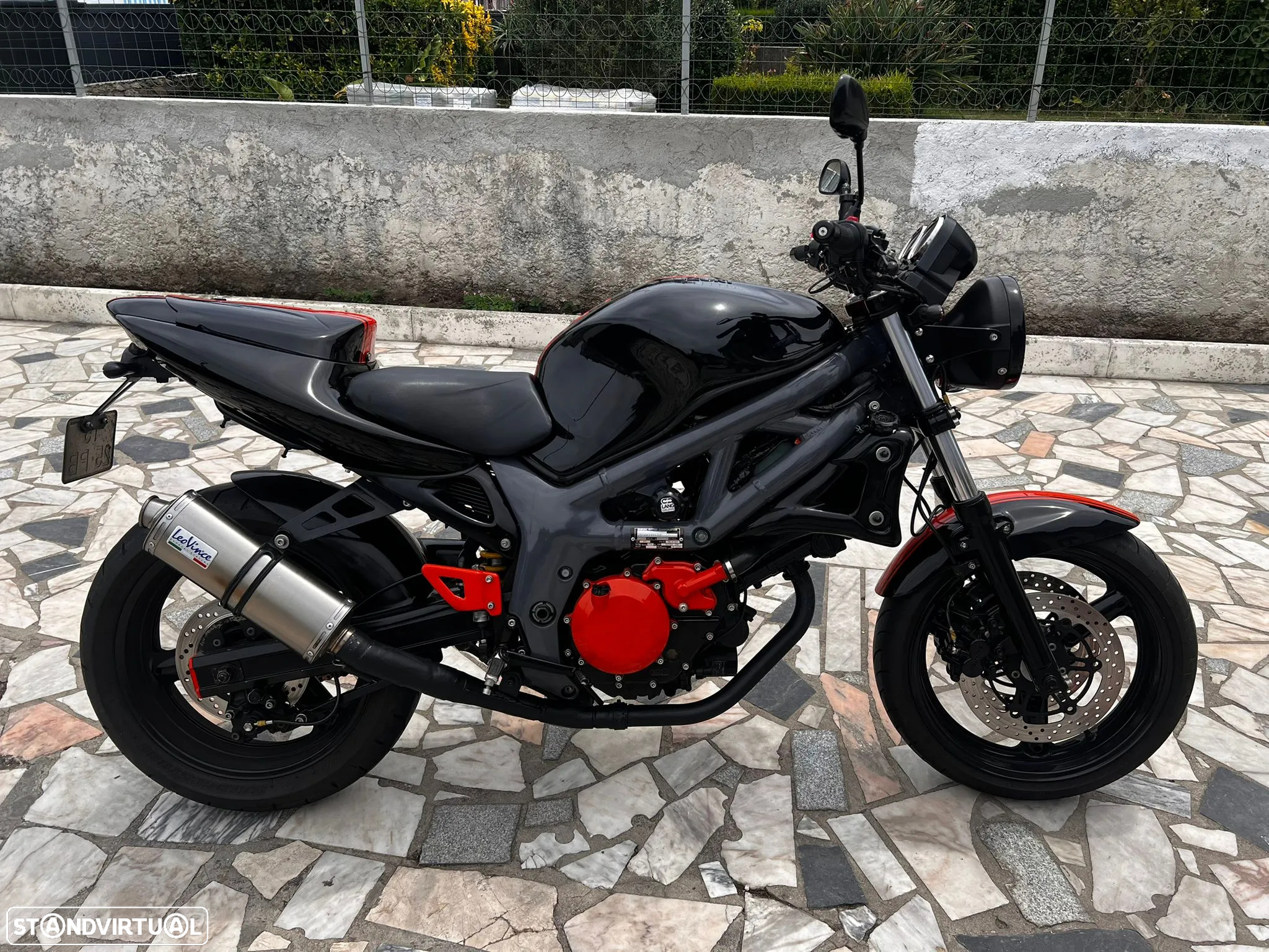 Suzuki SV - 6