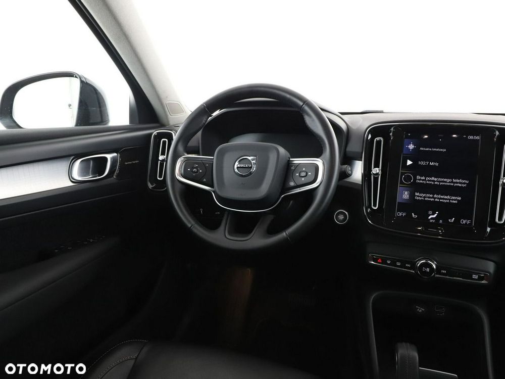 Volvo XC 40 D4 AWD Momentum Pro - 17