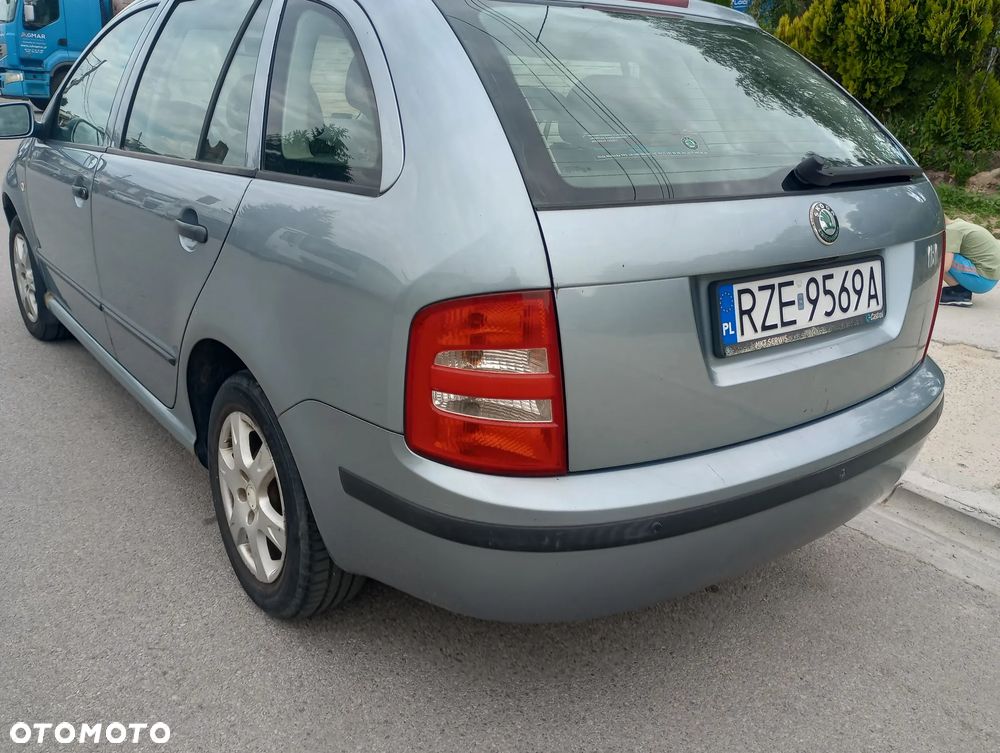 Skoda Fabia - 3