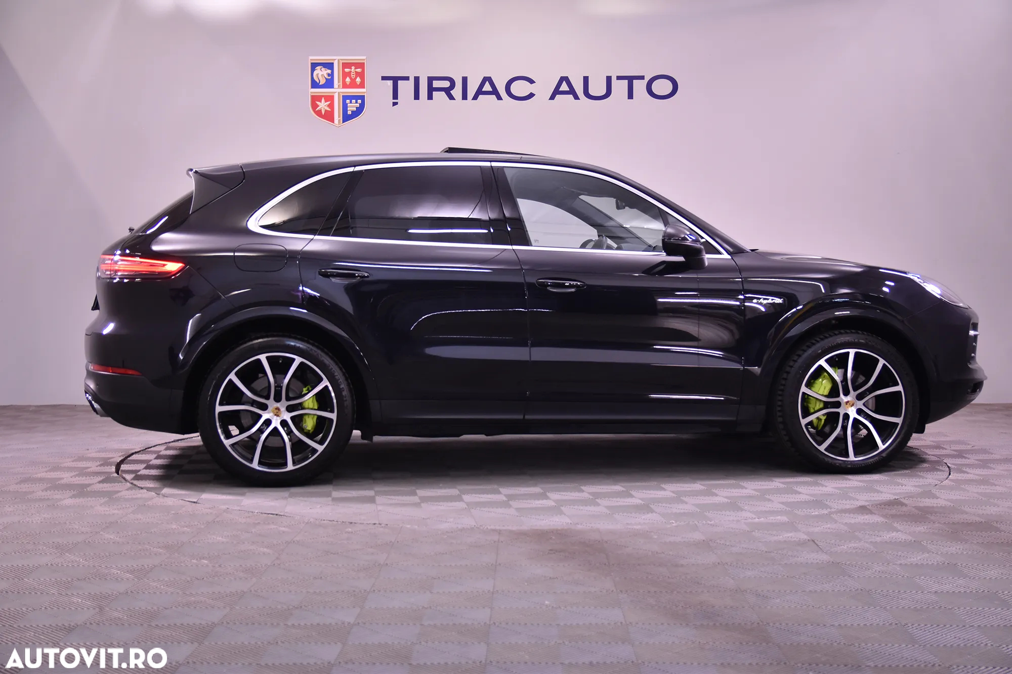 Porsche Cayenne E-Hybrid Tiptronic S - 6