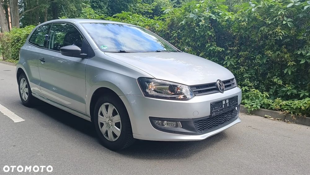 Volkswagen Polo - 2