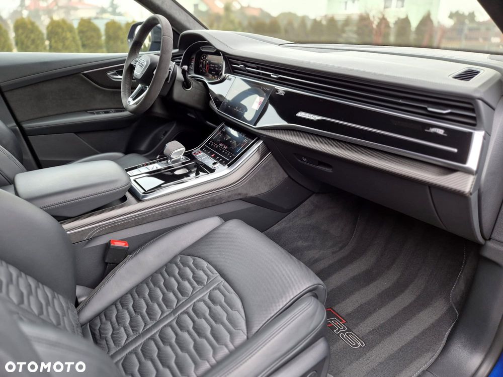 Audi RS Q8 - 26