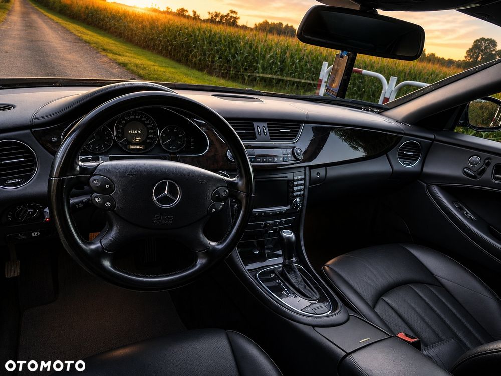 Mercedes-Benz CLS - 4