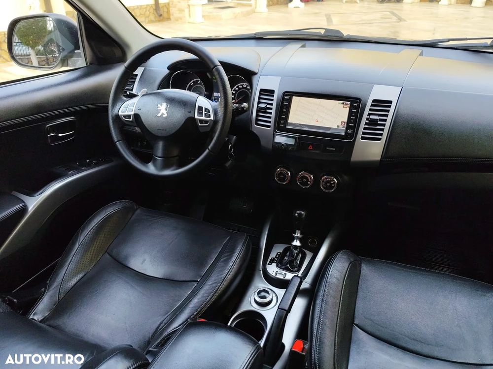 Peugeot 4007 - 12