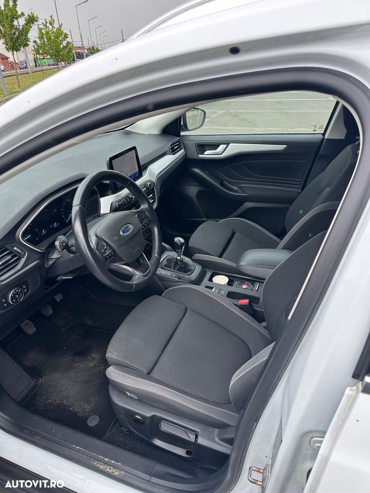 Ford Focus 1.5 EcoBlue Start-Stopp-System COOL&CONNECT - 12
