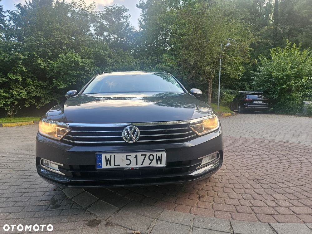 Volkswagen Passat - 13