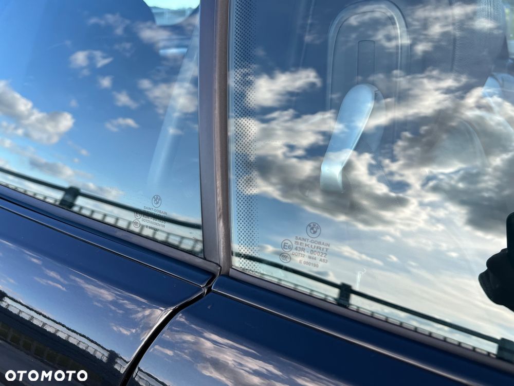 BMW Seria 3 318Ci - 23