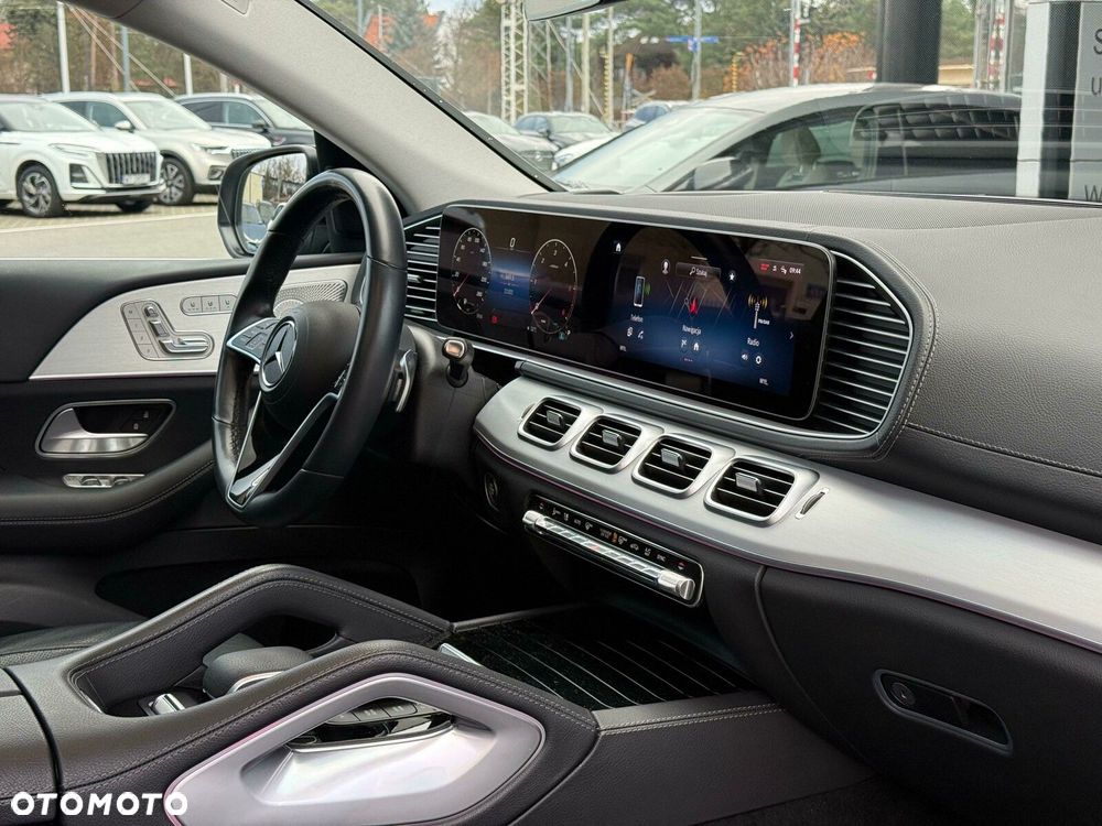 Mercedes-Benz GLE Coupe 300 d mHEV 4-Matic AMG Line - 8