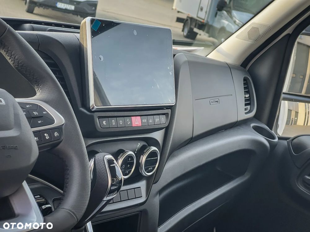 Iveco 35S18HA8 3.0 Diesel 180KM KONTENER 8EPAL + WINDA - 39