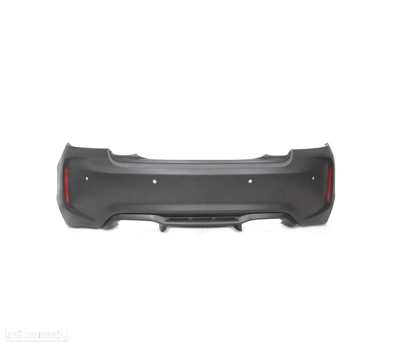 PARA-CHOQUES TRASEIRO BMW F22 F23 LOOK M2C 13-17 PDC - 2