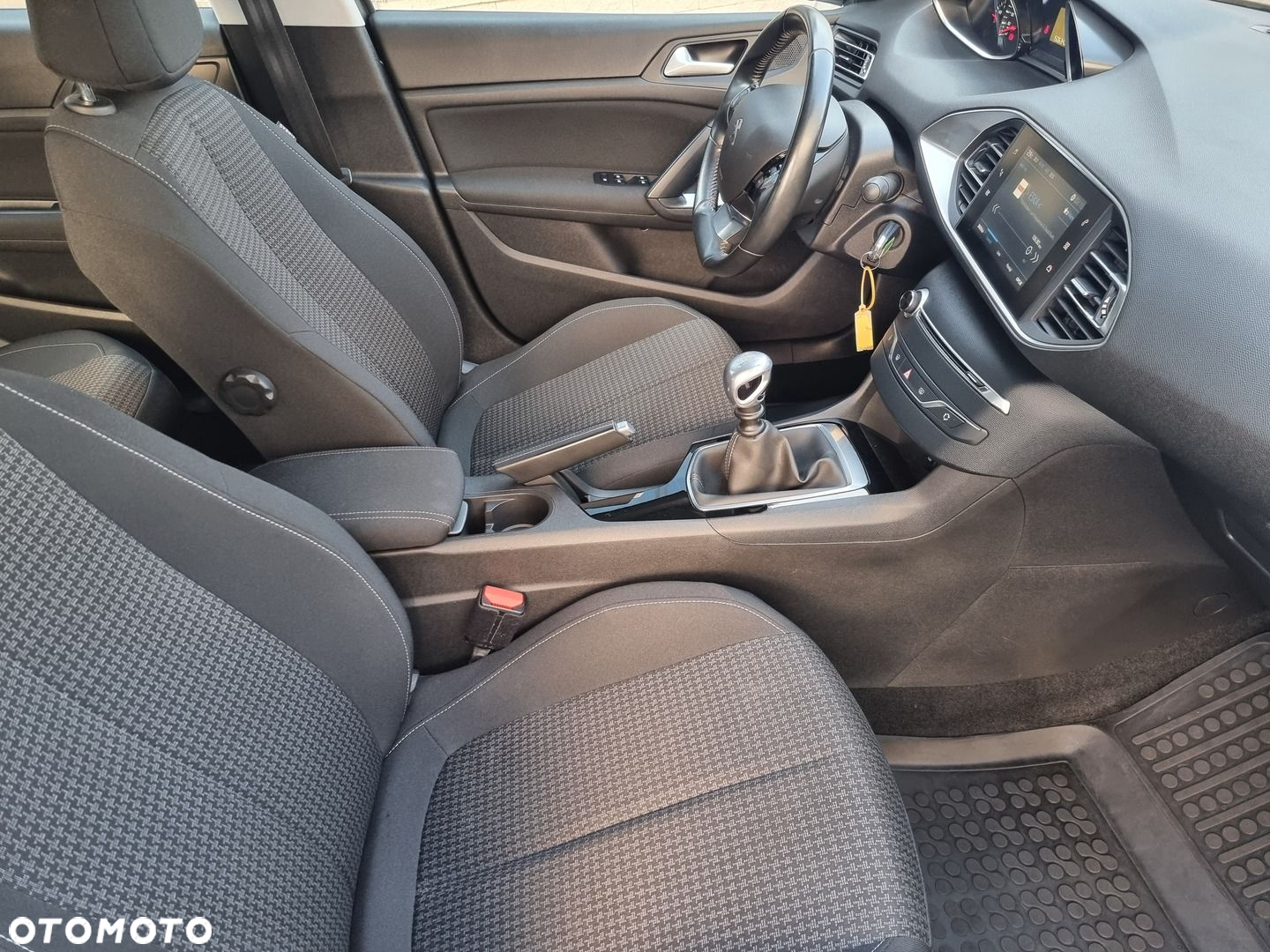 Peugeot 308 SW 1.5 BlueHDi Active S&S - 20