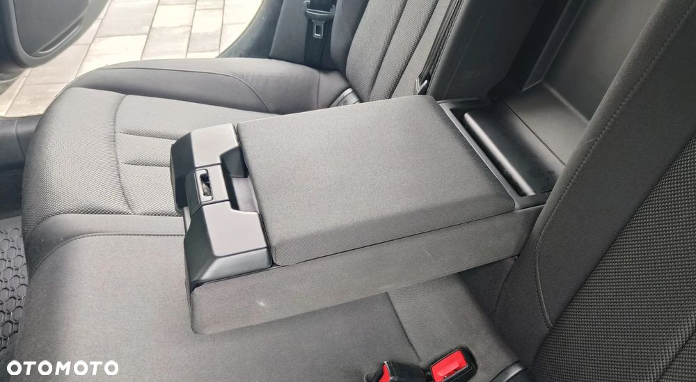 Audi A4 Avant 2.0 TDI - 30