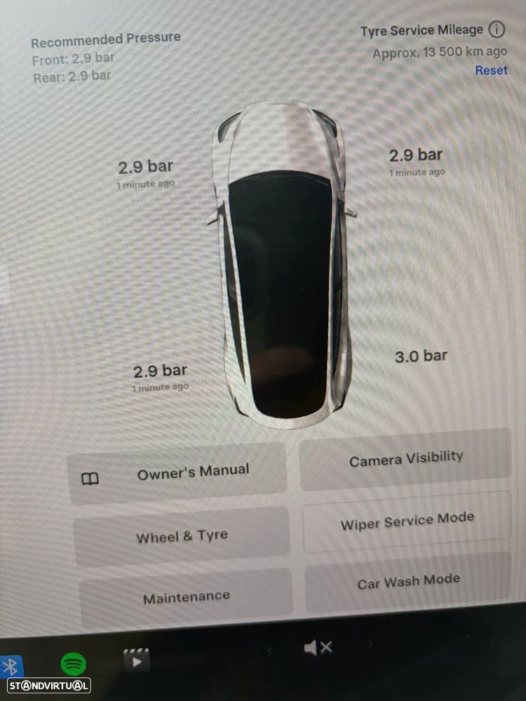 Tesla Model Y Long Range Dual Motor AWD - 8