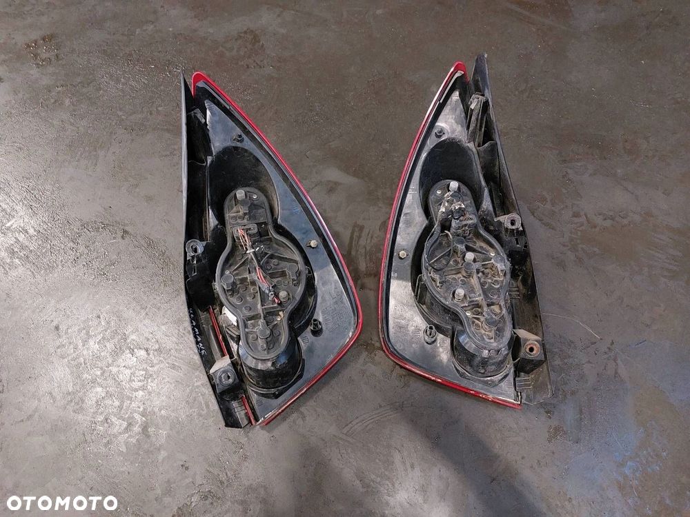 ZDERZAK TYŁ + LAMPY NISSAN PRIMERA P12 LIFTBACK - 10