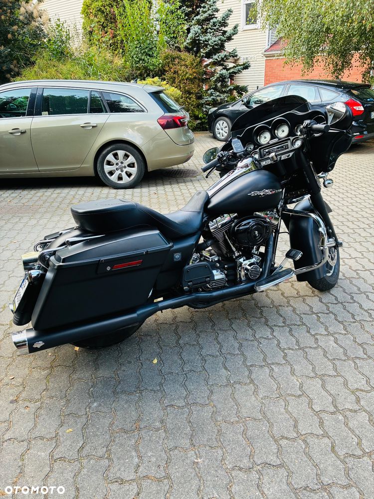 Harley-Davidson Touring Street Glide - 3
