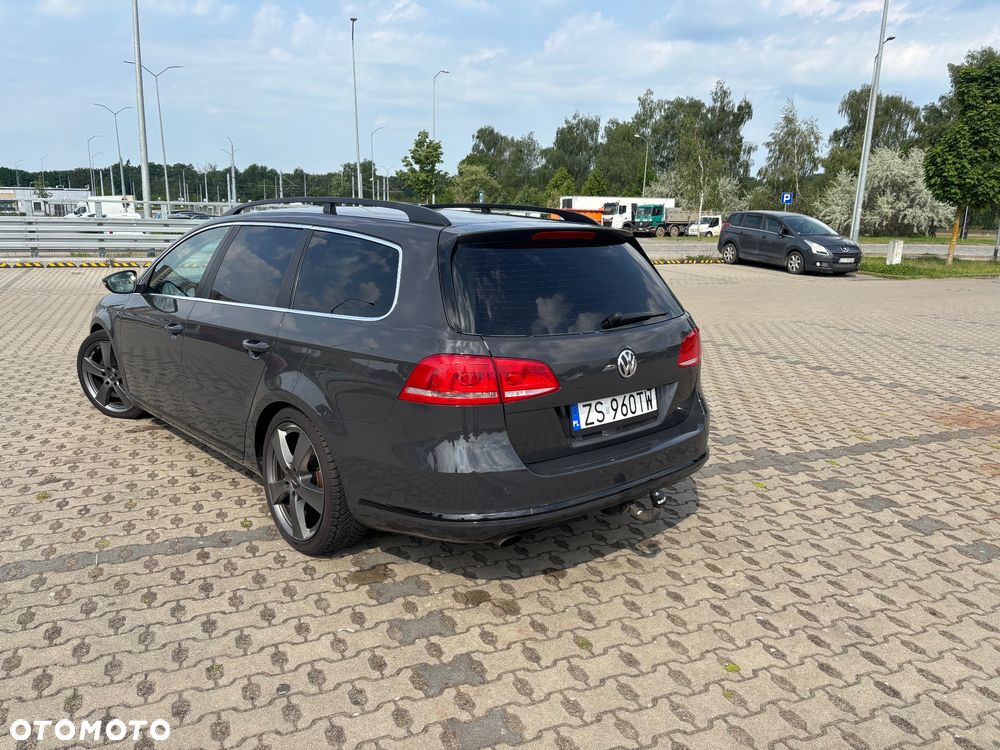 Volkswagen Passat 1.6 TDI DPF BlueMot Comfortline - 8