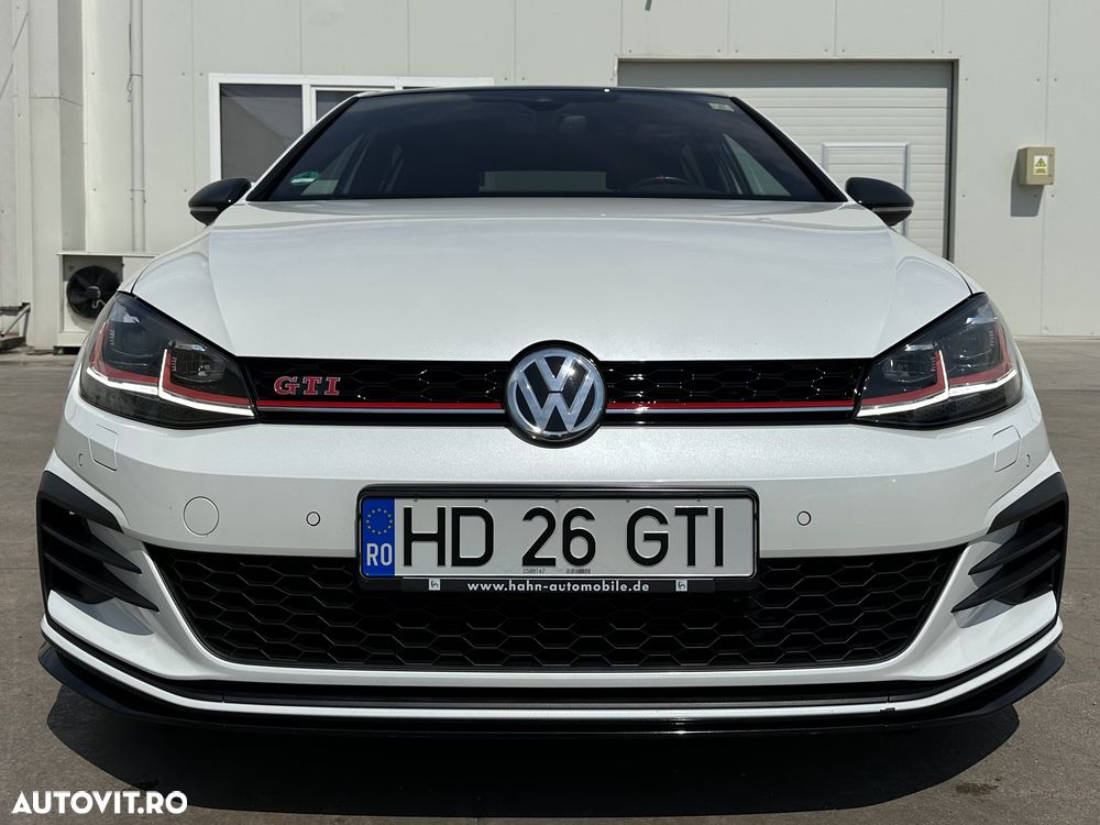 Volkswagen Golf - 3