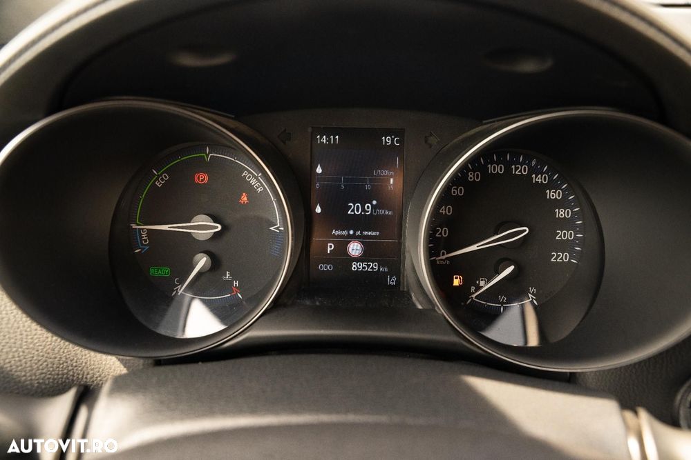 Toyota C-HR - 9