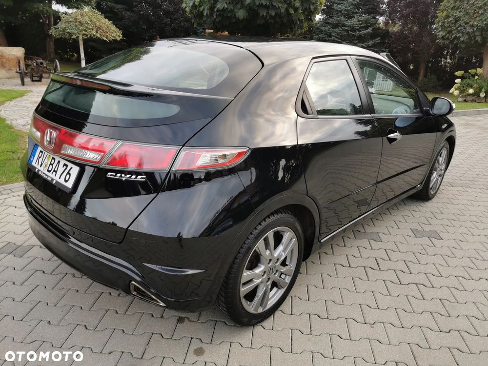 Honda Civic 1.8i-VTEC Executive - 4