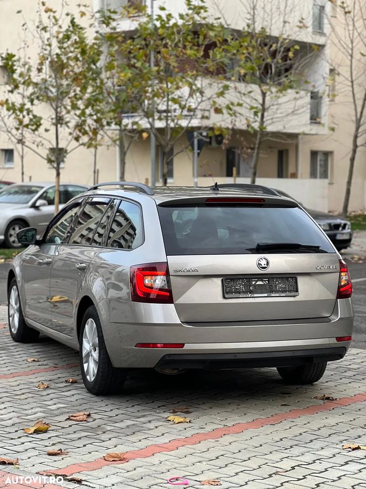 Skoda Octavia 1.5 TSI ACT DSG Clever - 23