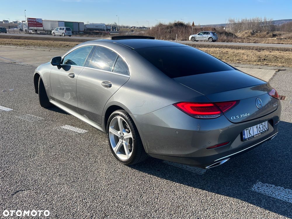 Mercedes-Benz CLS - 4