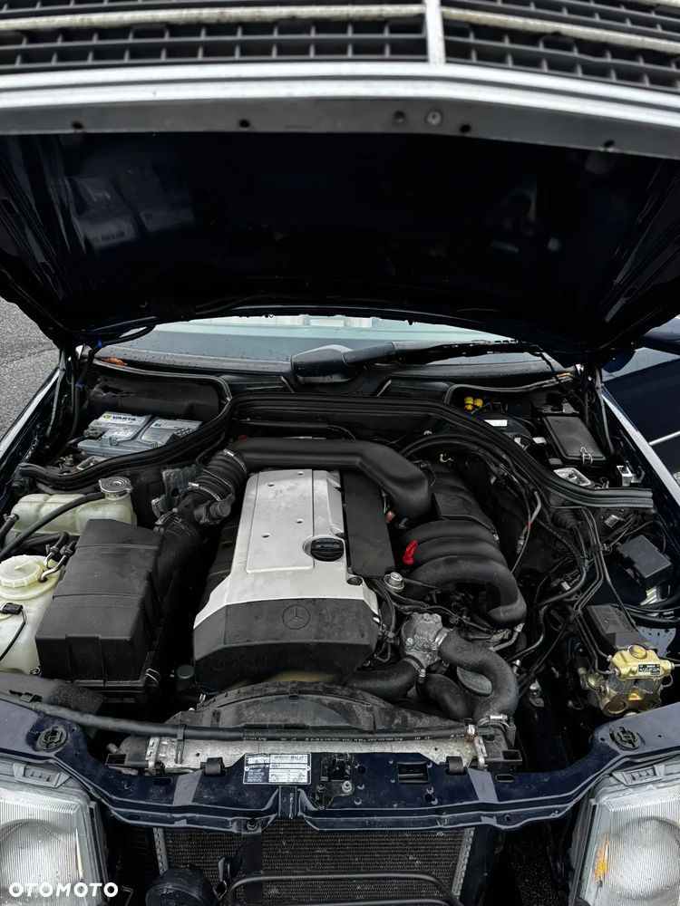 Mercedes-Benz W124 (1984-1993) - 17