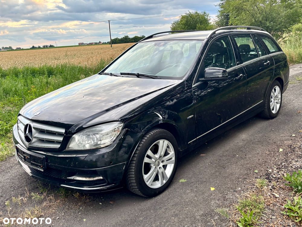 Mercedes-Benz Klasa C 180 CGI Automatik BlueEFFICIENCY Avantgarde - 10