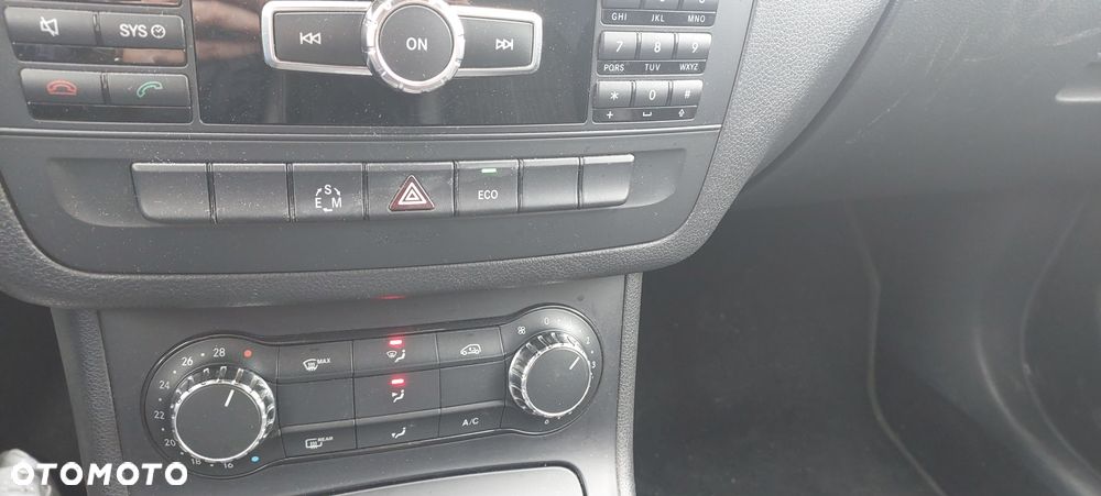 Mercedes-Benz Klasa B 180 CDI (BlueEFFICIENCY) 7G-DCT - 14