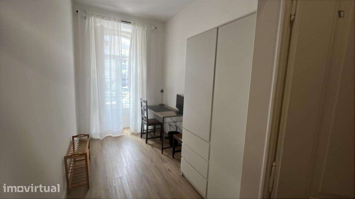 Quarto - localizado em Picoas Lisbon - Grande imagem: 3/12