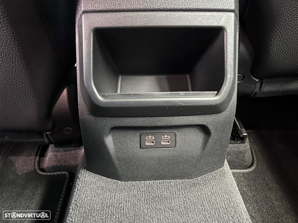 BMW 116 d Pack 50 anos M Auto - 34