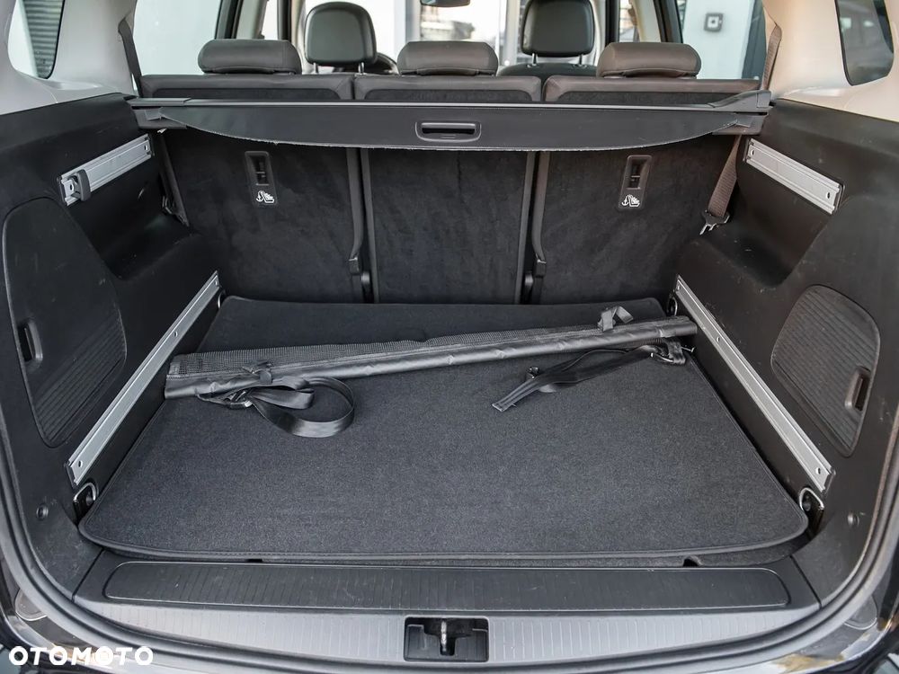 Opel Zafira - 27
