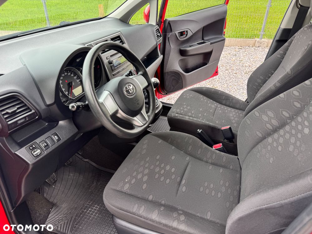 Toyota Verso S 1.33 VVT-i - 22