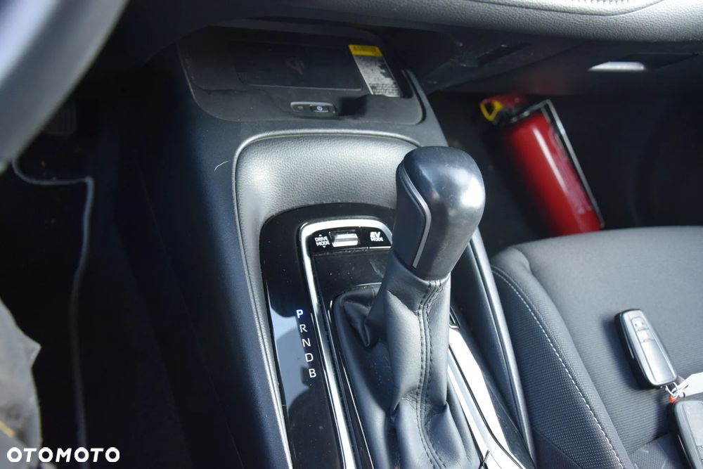 Toyota Corolla 1.8 Business Edition - 28