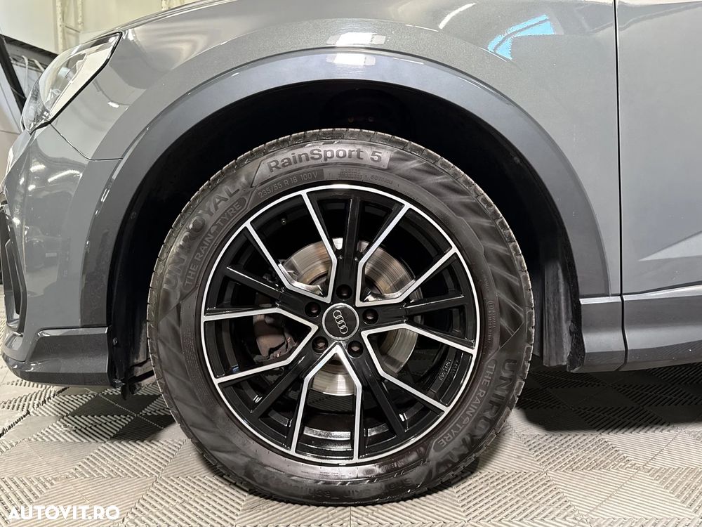 Audi Q3 Sportback - 14