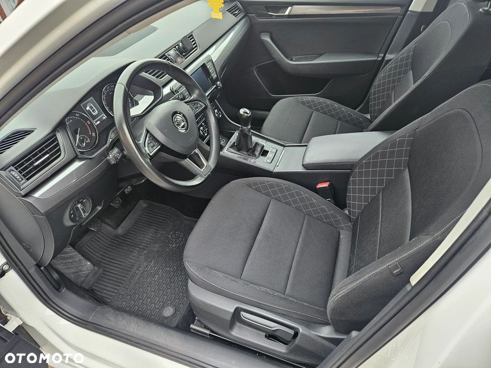 Skoda Superb 1.6 TDI Style - 22