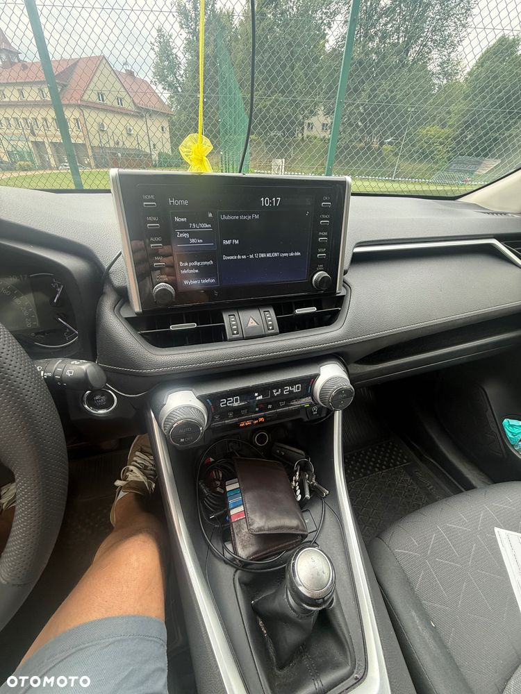 Toyota RAV4 - 7