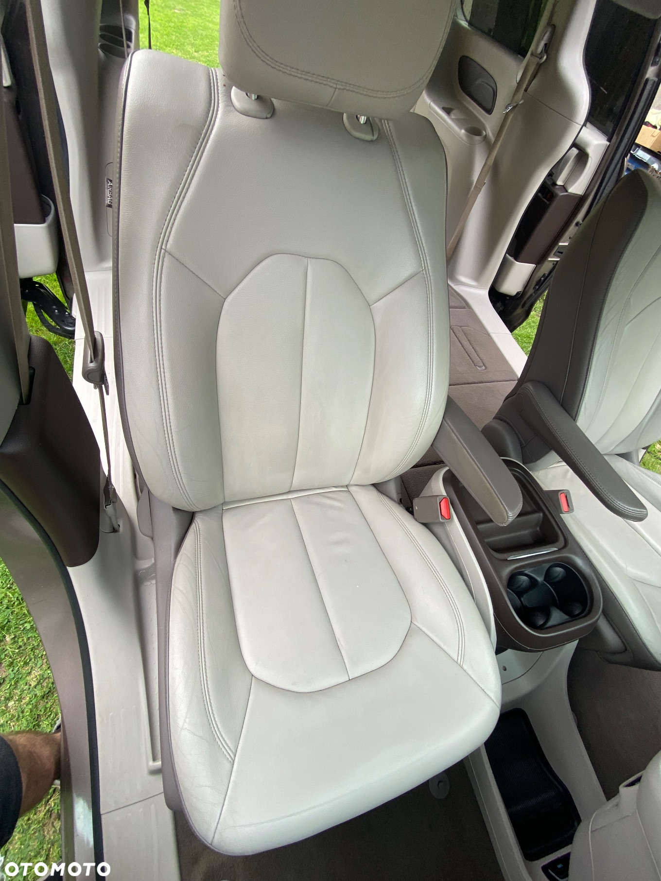 Chrysler Pacifica - 14