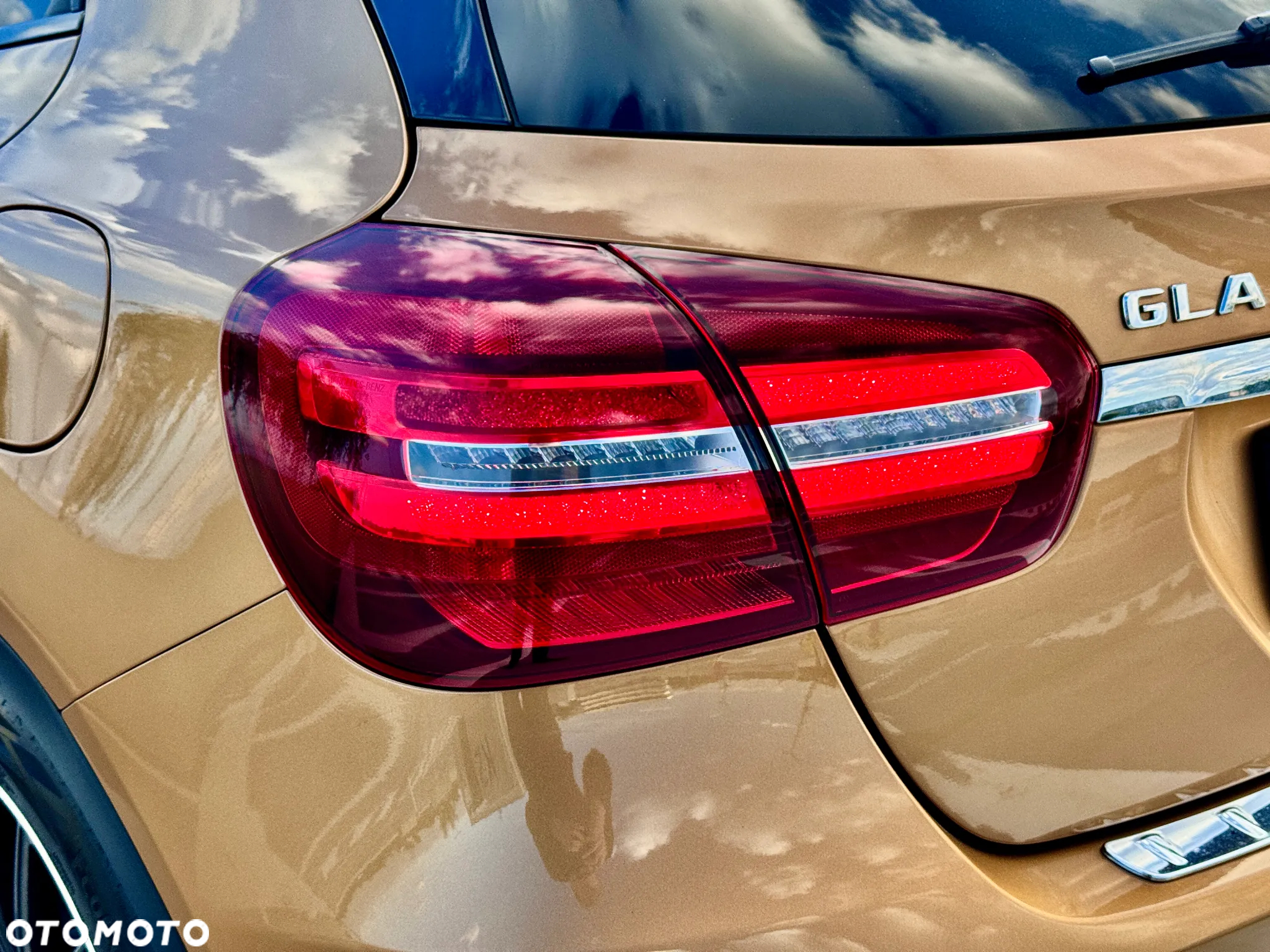 Mercedes-Benz GLA 220 4-Matic AMG Line - 11