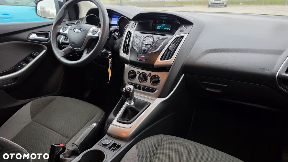 Ford Focus 1.0 EcoBoost Trend - 10